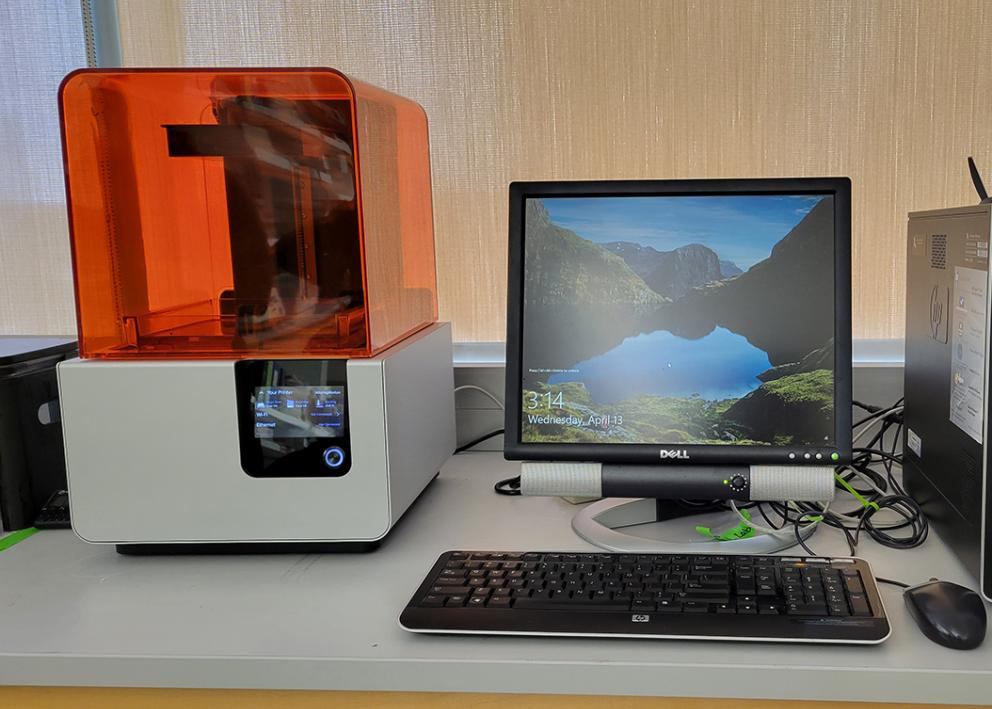 3D printer with computer and monitor